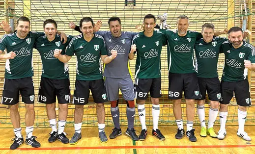 Jubelnde AH-Mannschaft nach dem Turniersieg
